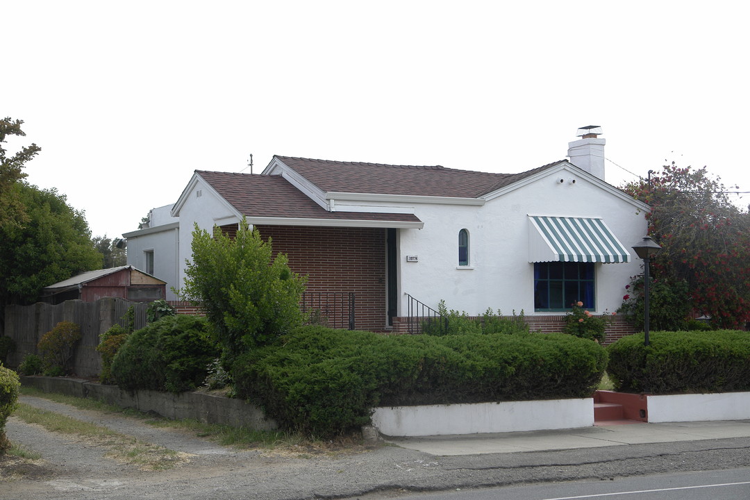 20774 Meekland in Hayward, CA - Foto de edificio