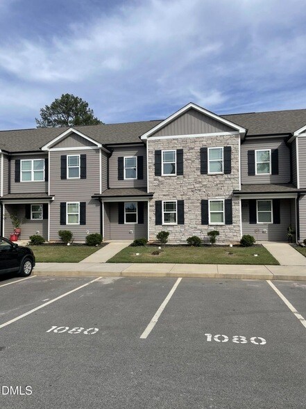 1080 Peony Ln in Youngsville, NC - Building Photo
