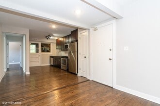 6527 N Seeley Ave in Chicago, IL - Building Photo - Building Photo