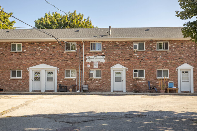 2800 Davis St in Oceanside, NY - Foto de edificio - Building Photo