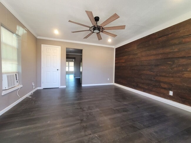 1612 4th St in Brownwood, TX - Building Photo - Building Photo