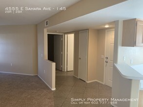 4555 E Sahara Ave-Unit -145 in Las Vegas, NV - Building Photo - Building Photo
