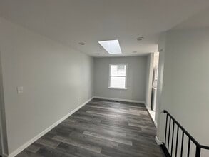 201 Newark Ave, Unit 1 in Bloomfield, NJ - Building Photo - Building Photo
