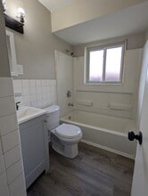 6058 Madison Ave, Unit C in Berkeley, MO - Building Photo - Building Photo
