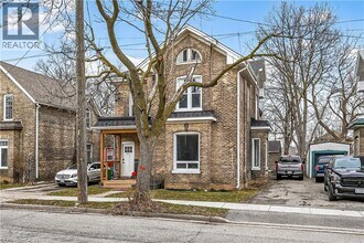 238 Darling St in Brantford, ON - Building Photo - Building Photo