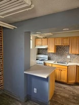 The Crest in Denver, CO - Building Photo