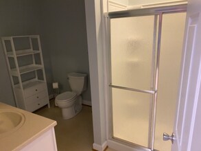 201 Centennial St in La Plata, MD - Foto de edificio - Building Photo