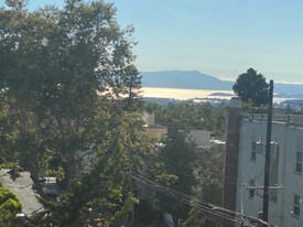 1700 Le Roy Ave in Berkeley, CA - Building Photo