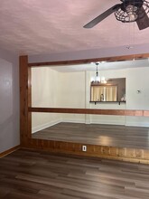 363 Bridgewater Dr in Newport News, VA - Foto de edificio - Building Photo