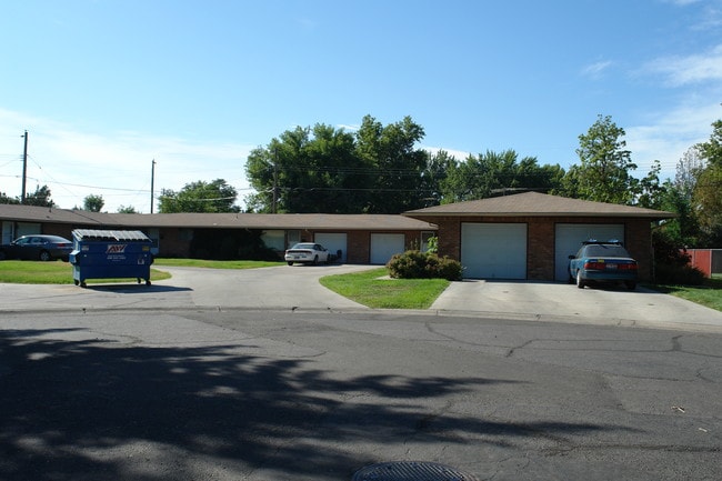 4840-4850 W Blazer Ln in Boise, ID - Foto de edificio - Building Photo