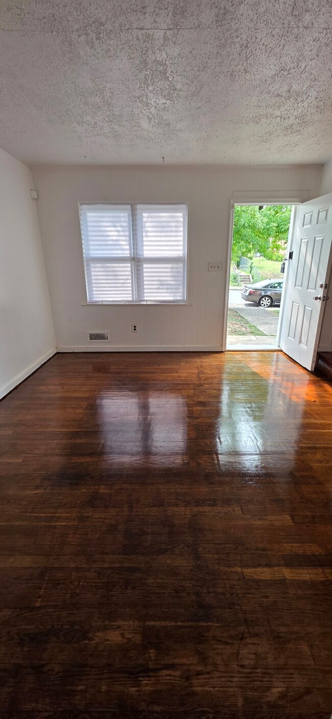 property at 1005 Cameron Rd
