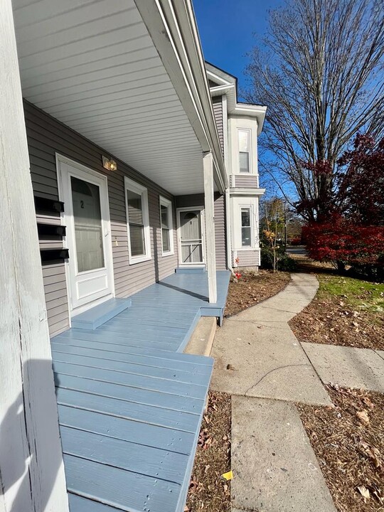 75 South St in Westborough, MA - Building Photo