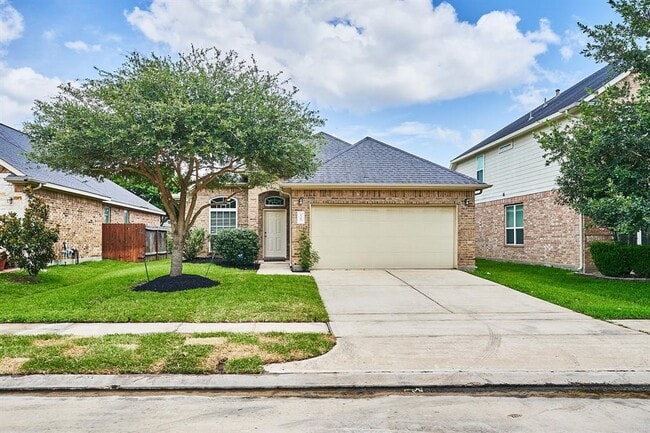 property at 1218 Maple Ace Dr