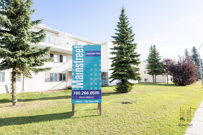 Nova Manor in Edmonton, AB - Building Photo - Building Photo