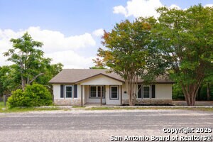 229 Doeskin Dr in Boerne, TX - Building Photo