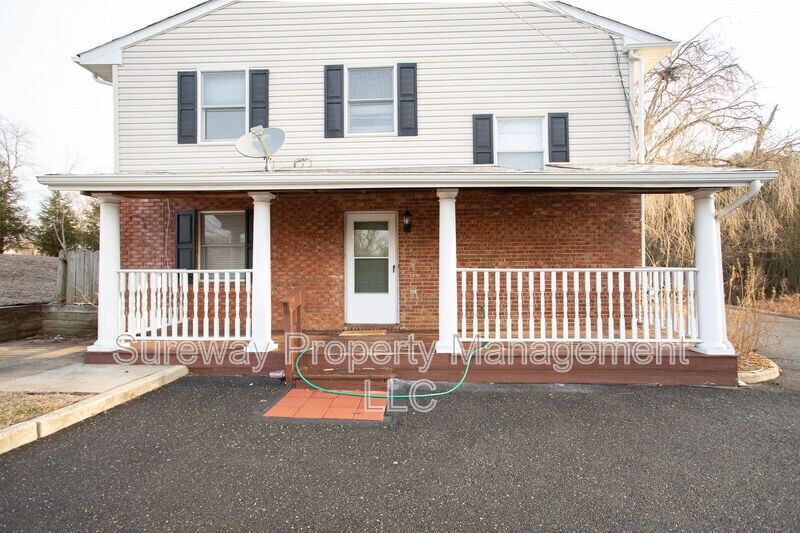 99 Grant Ave in Moorestown, NJ - Building Photo