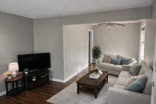 8873 Rutherford St in Detroit, MI - Building Photo