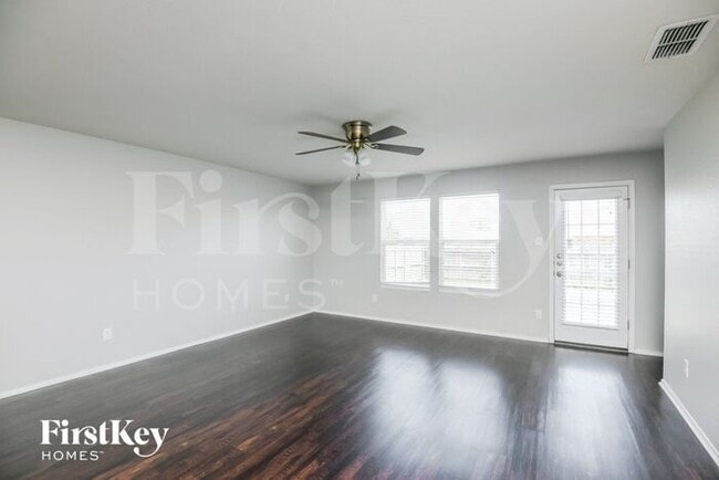 8932 Puerto Vista Dr in Fort Worth, TX - Building Photo - Building Photo