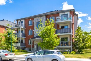 4075 Ouellette in Longueuil, QC - Building Photo