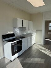 338 S High St, Unit 4 in Hillsboro, OH - Building Photo - Building Photo