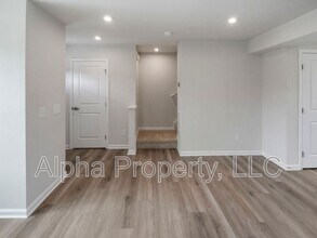 3002 Oaksmere Dr in Spartanburg, SC - Building Photo - Building Photo