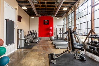 LL Sams Historical Lofts in Waco, TX - Building Photo - Interior Photo