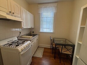 69 Park Dr, Unit 22 in Boston, MA - Building Photo - Building Photo