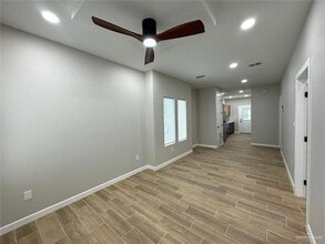 103 N San Jose Dr, Unit 3 in Mission, TX - Building Photo - Building Photo