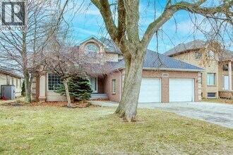 1220 Woodmont Crescent in Windsor, ON - Building Photo - Building Photo