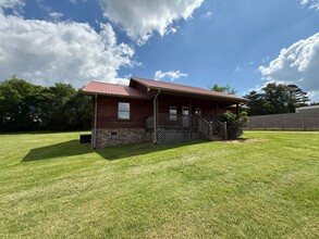 1404 Maple Ln in Greenback, TN - Building Photo - Building Photo