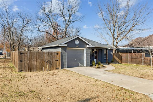 1301 Florence St in McKinney, TX - Building Photo - Building Photo