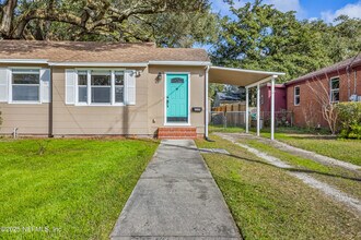 3339 Sylvia St in Jacksonville, FL - Building Photo - Building Photo