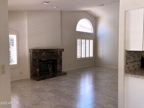 19010 N 90th Way in Scottsdale, AZ - Building Photo - Building Photo