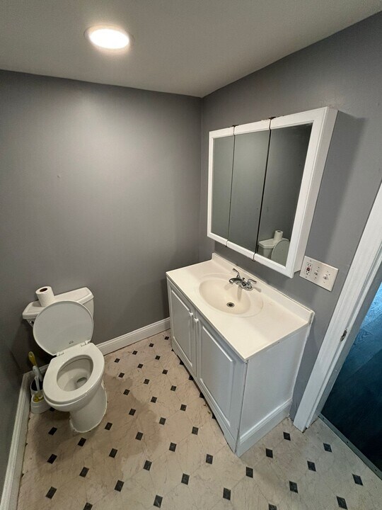 55 Brook St, Unit 1 in Lawrence, MA - Building Photo
