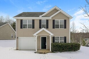 5624 Fairway Forest Dr in Winston-Salem, NC - Building Photo