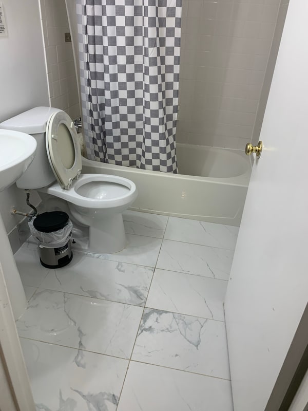 114 S Lee St in Falls Church, VA - Foto de edificio - Building Photo