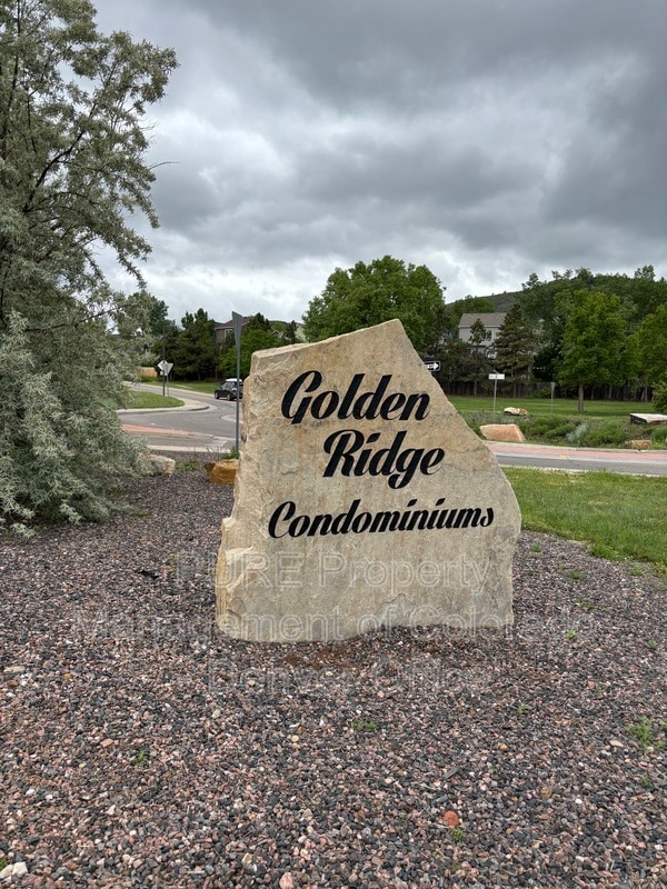 property at 1150 Golden Cir