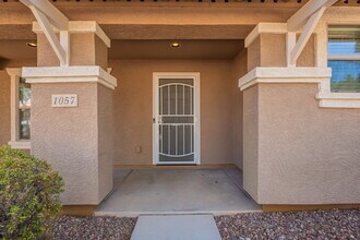 1057 S Deerfield Ln in Gilbert, AZ - Building Photo - Building Photo