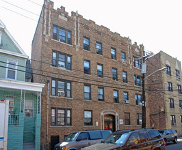 4408 New York Ave in Union City, NJ - Foto de edificio - Building Photo