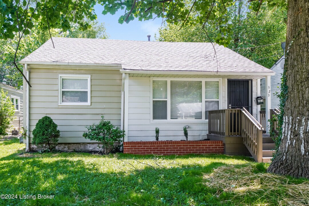 323 S 43rd St in Louisville, KY - Building Photo