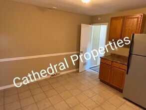 5555 Winchelsea Dr in St. Louis, MO - Building Photo - Building Photo