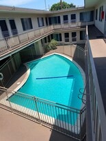 1765 in Long Beach, CA - Building Photo