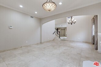 5187 Knollwood Way in Los Angeles, CA - Building Photo - Building Photo