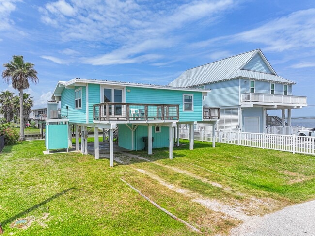 3806 Concho Key in Galveston, TX - Building Photo - Building Photo