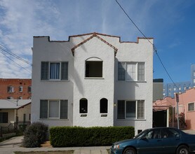 1265 N New Hampshire Ave in Los Angeles, CA - Building Photo - Building Photo