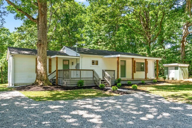 1120 Kingston Springs Rd in Kingston Springs, TN - Building Photo - Building Photo
