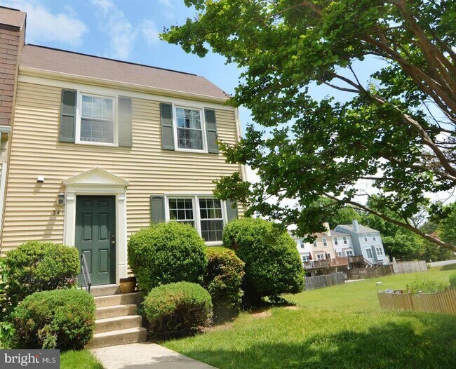 property at 7341 Crestleigh Cir