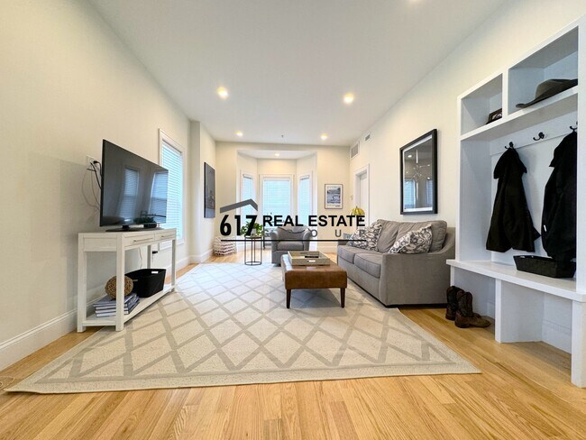 58 Springfield St, Unit 3 in Somerville, MA - Foto de edificio - Building Photo