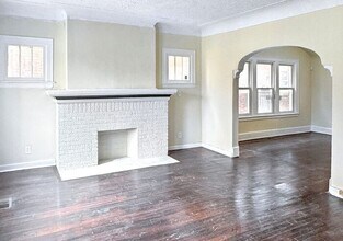 3743 W Grand St in Detroit, MI - Building Photo - Building Photo