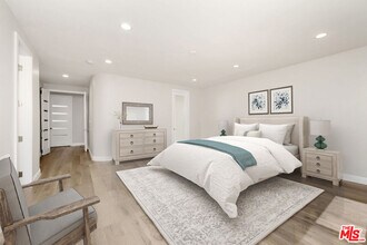 5974 Buckingham Pkwy in Culver City, CA - Foto de edificio - Building Photo